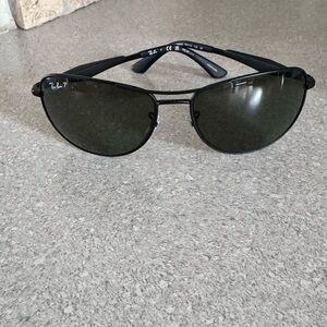 Ray-Ban Men’s Polarized Sunglasses